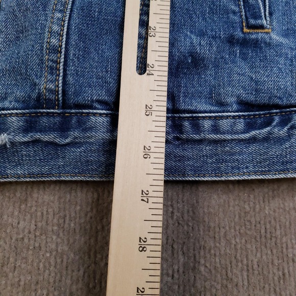 GAP Denim Jacket Womens Medium Blue Jean Classic Trucker Button Up 100% Cotton - Picture 3 of 8